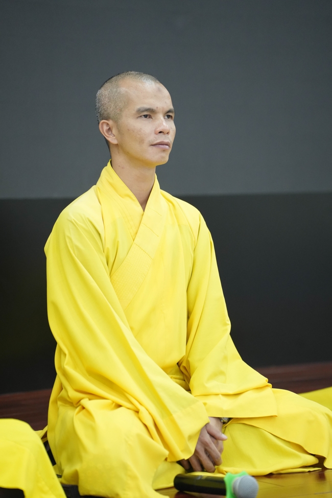 Dharma talk Peace - the path we are going on - Senior Thich Quang Thien in the 106th Seven-Day Retreat
