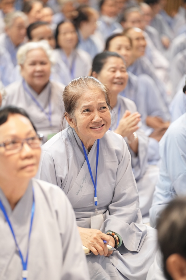 Dharma talk Peace - the path we are going on - Senior Thich Quang Thien in the 106th Seven-Day Retreat