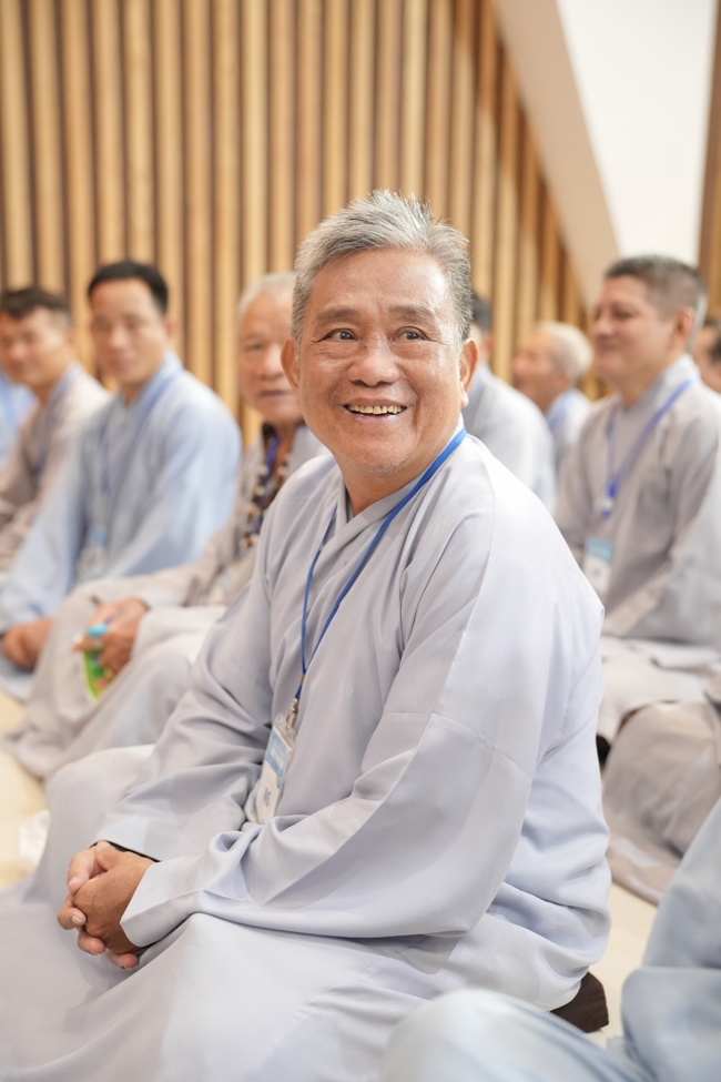 Dharma talk Peace - the path we are going on - Senior Thich Quang Thien in the 106th Seven-Day Retreat