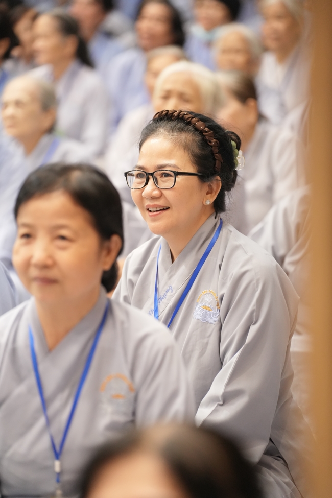 Dharma talk Peace - the path we are going on - Senior Thich Quang Thien in the 106th Seven-Day Retreat