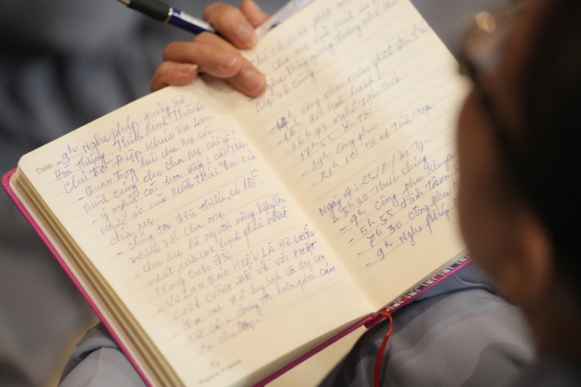 Dharma talk Peace - the path we are going on - Senior Thich Quang Thien in the 106th Seven-Day Retreat