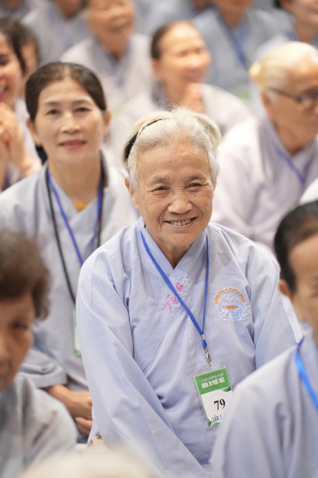 Dharma talk Peace - the path we are going on - Senior Thich Quang Thien in the 106th Seven-Day Retreat