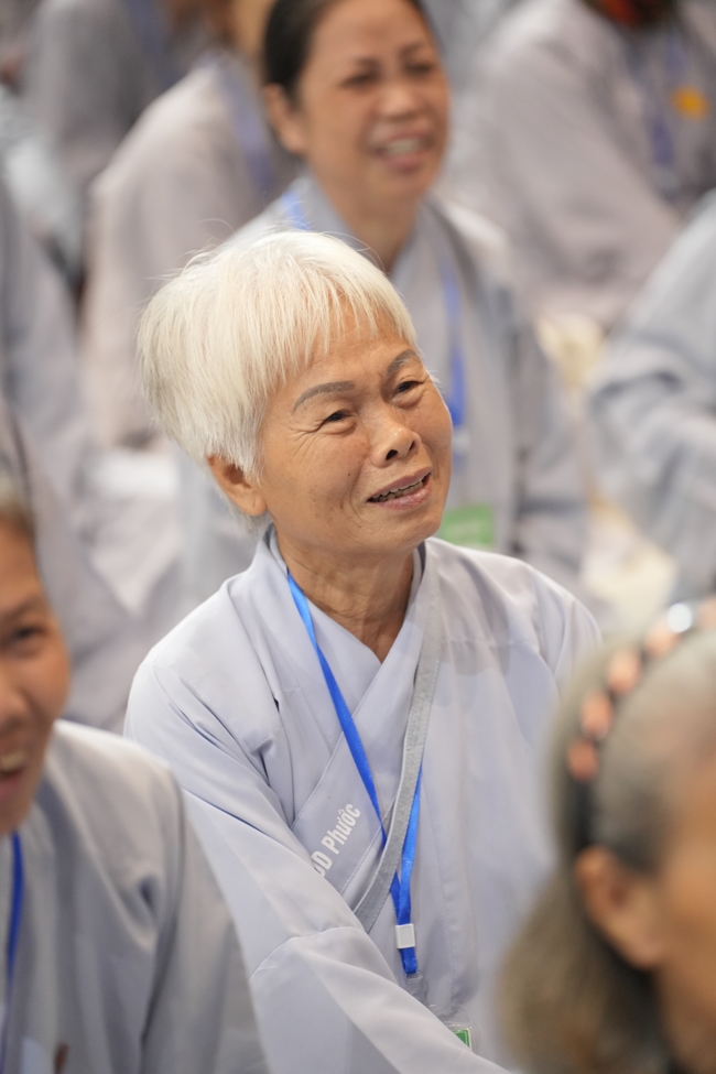 Dharma talk Peace - the path we are going on - Senior Thich Quang Thien in the 106th Seven-Day Retreat