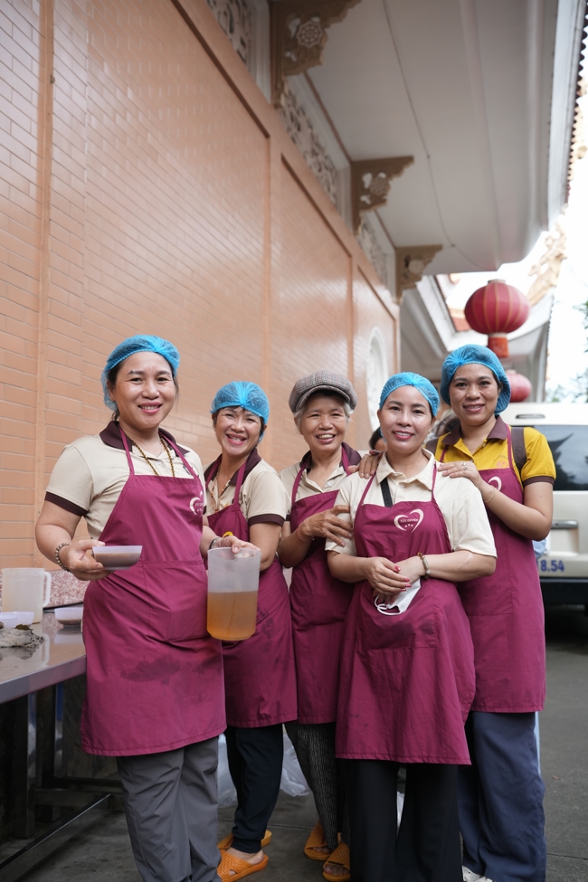 Dharma talk Peace - the path we are going on - Senior Thich Quang Thien in the 106th Seven-Day Retreat