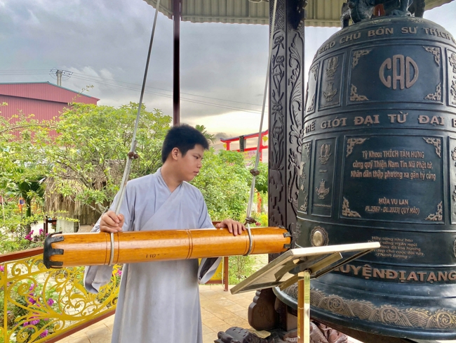 One - Day Practice at Dong Cao pagoda, Thanh Hoa