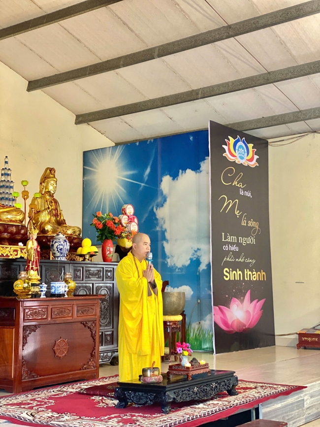 One - Day Practice at Dong Cao pagoda, Thanh Hoa