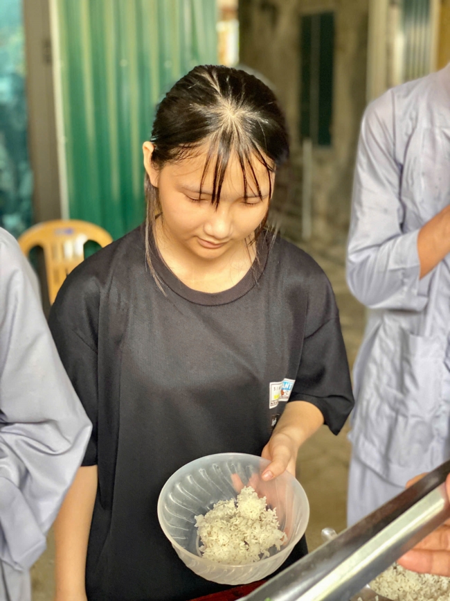 One - Day Practice at Dong Cao pagoda, Thanh Hoa