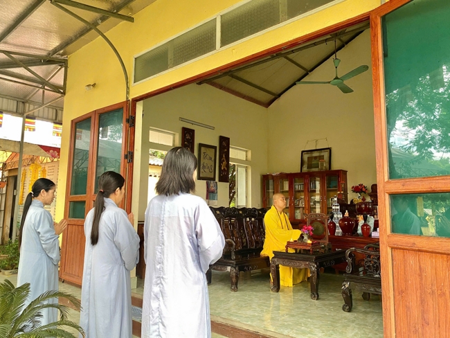 One - Day Practice at Dong Cao pagoda, Thanh Hoa
