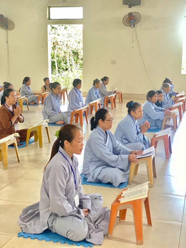 One - Day Practice at Dong Cao pagoda, Thanh Hoa