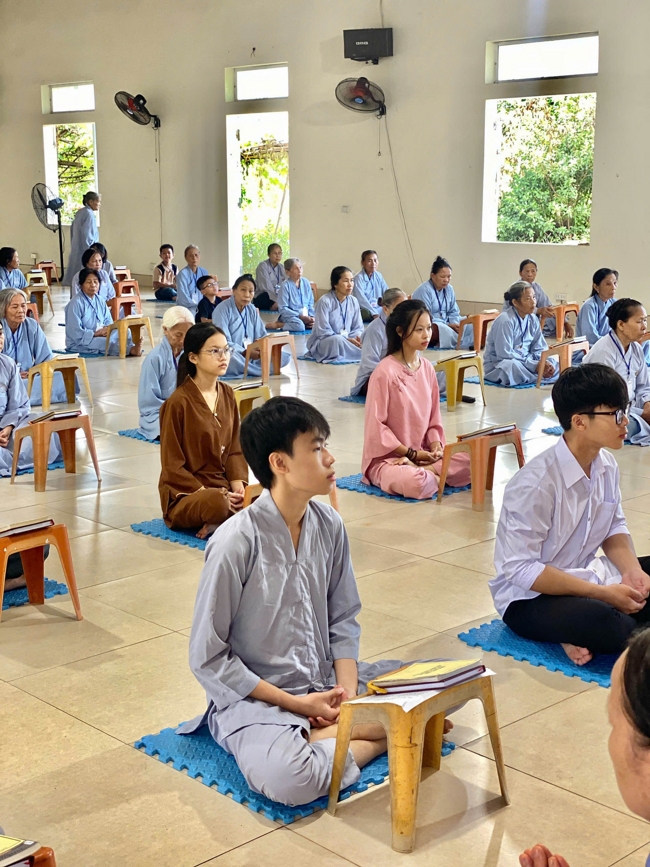 One - Day Practice at Dong Cao pagoda, Thanh Hoa