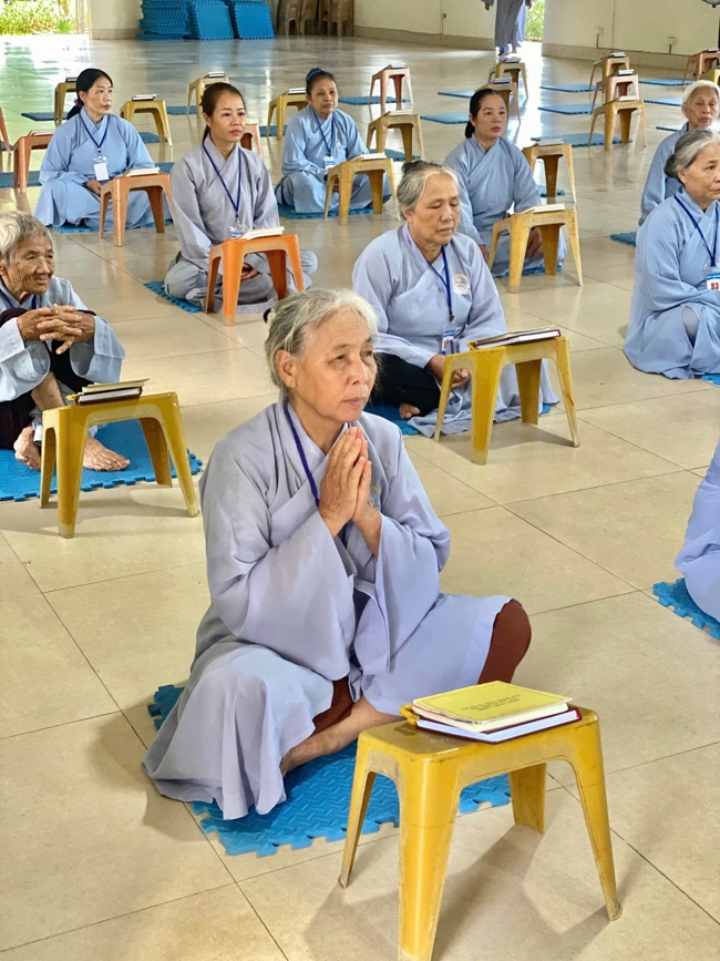 One - Day Practice at Dong Cao pagoda, Thanh Hoa