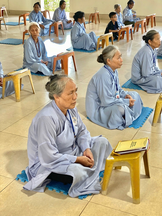 One - Day Practice at Dong Cao pagoda, Thanh Hoa