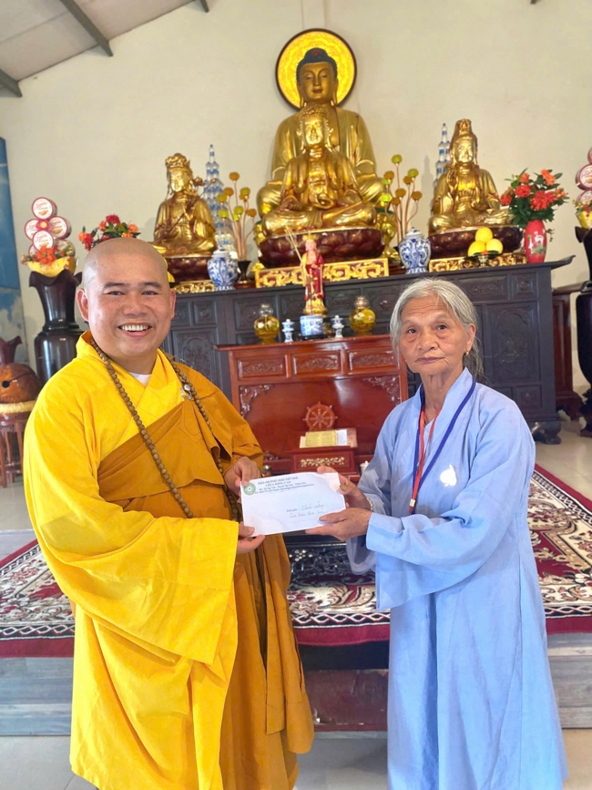 One - Day Practice at Dong Cao pagoda, Thanh Hoa
