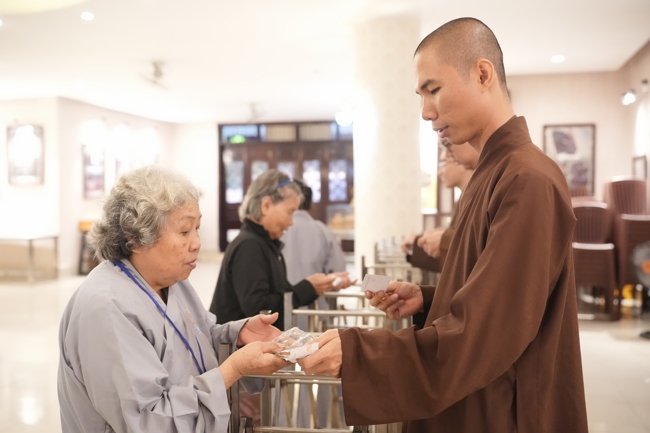 Kết khóa Khóa tu Phật thất lần 106