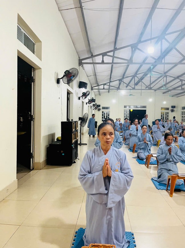 Chùa Đống Cao – Thanh Hoá: Đêm lễ “Dâng đèn trí tuệ”