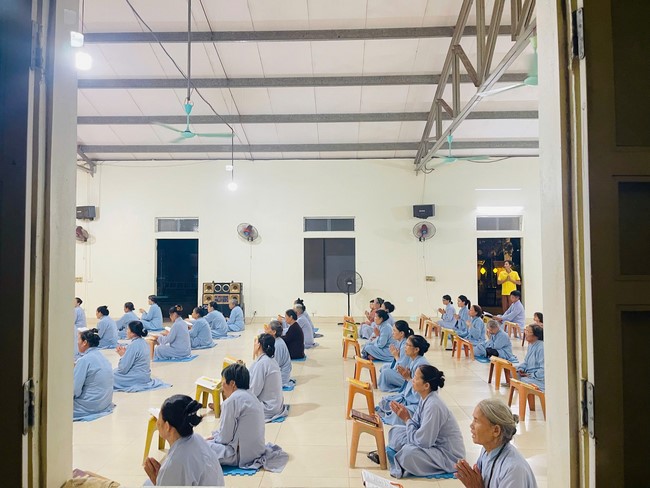 Chùa Đống Cao – Thanh Hoá: Đêm lễ “Dâng đèn trí tuệ”