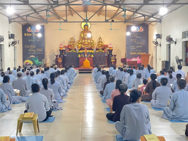 Chùa Đống Cao – Thanh Hoá: Đêm lễ “Dâng đèn trí tuệ”