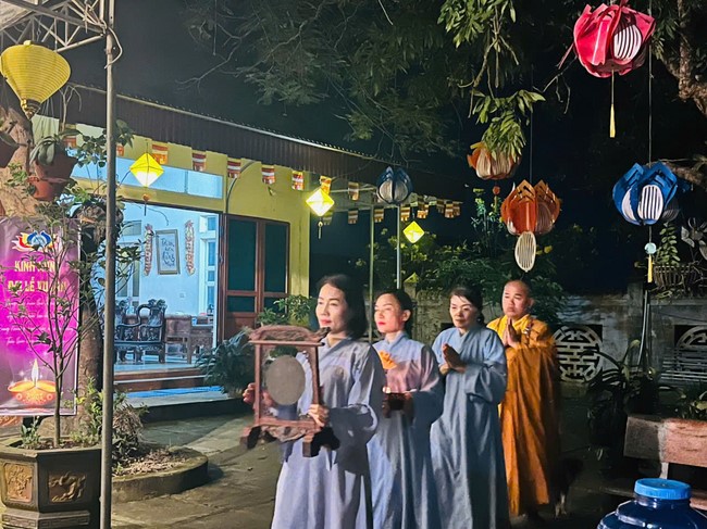 Chùa Đống Cao – Thanh Hoá: Đêm lễ “Dâng đèn trí tuệ”