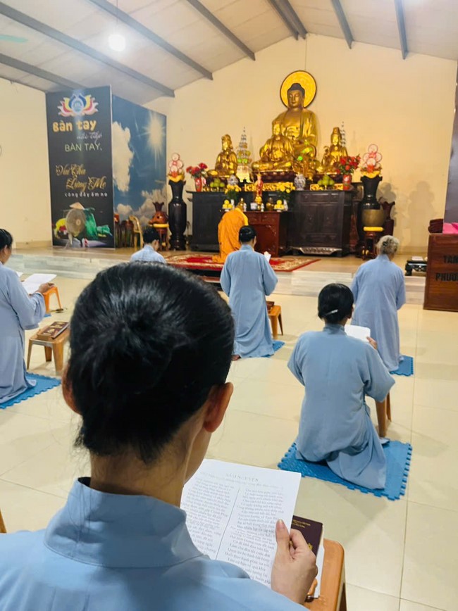 Chùa Đống Cao – Thanh Hoá: Đêm lễ “Dâng đèn trí tuệ”