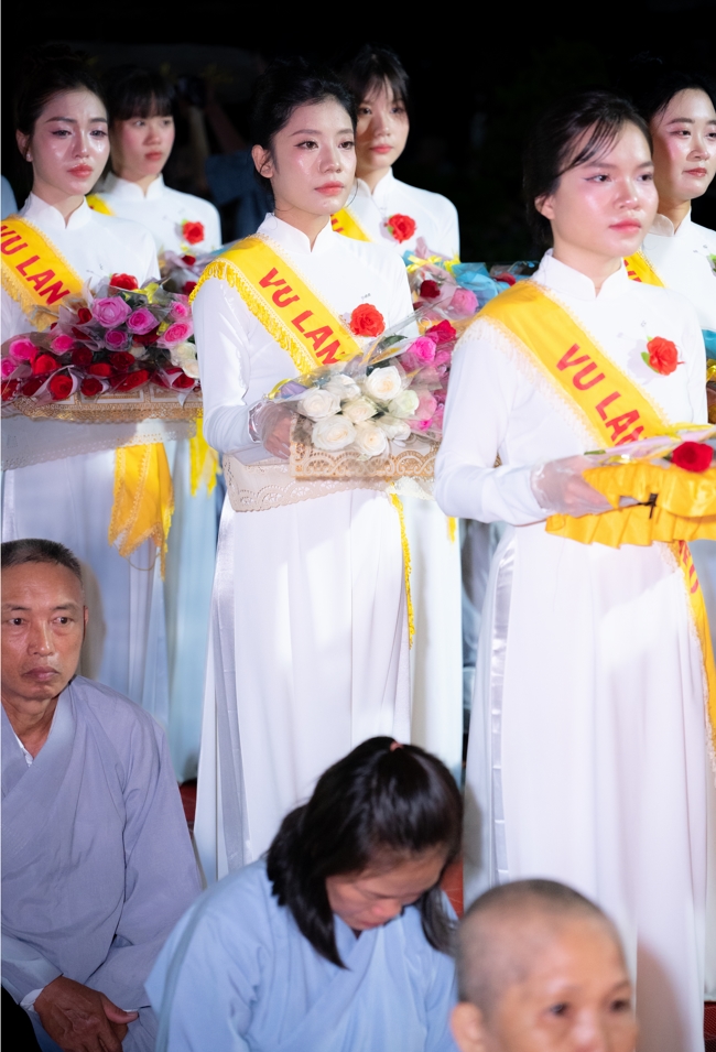 Candle Lighting Night of Ullambana Ceremony holding by Hieu and Thuong Group