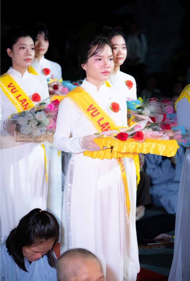 Candle Lighting Night of Ullambana Ceremony holding by Hieu and Thuong Group