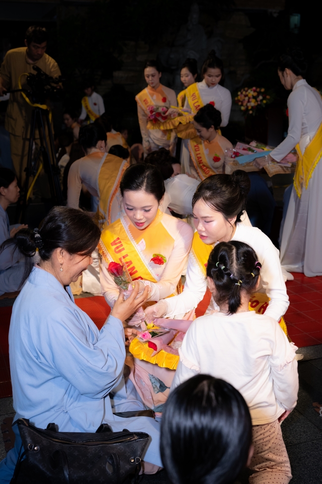 Candle Lighting Night of Ullambana Ceremony holding by Hieu and Thuong Group