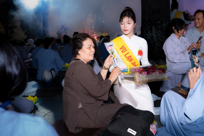 Candle Lighting Night of Ullambana Ceremony holding by Hieu and Thuong Group