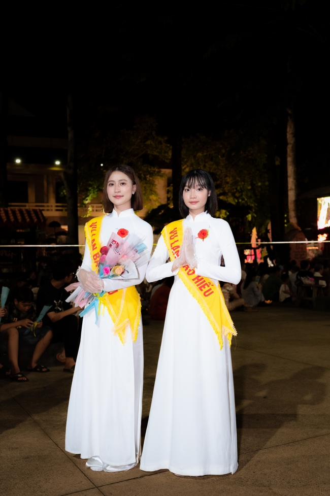 Candle Lighting Night of Ullambana Ceremony holding by Hieu and Thuong Group