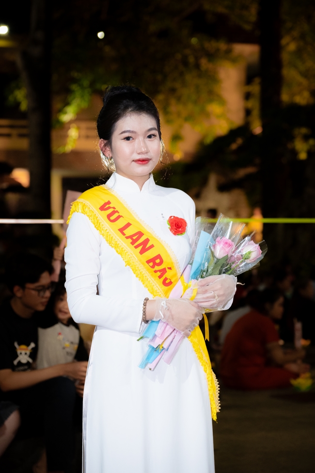 Candle Lighting Night of Ullambana Ceremony holding by Hieu and Thuong Group