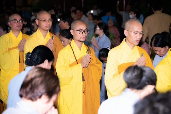 Candle Lighting Night of Ullambana Ceremony holding by Hieu and Thuong Group