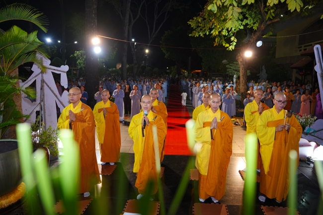 Candle Lighting Night of Ullambana Ceremony holding by Hieu and Thuong Group