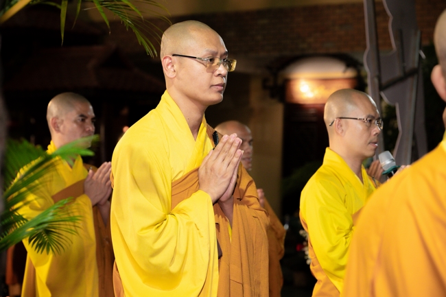 Candle Lighting Night of Ullambana Ceremony holding by Hieu and Thuong Group