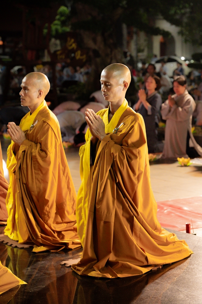 Candle Lighting Night of Ullambana Ceremony holding by Hieu and Thuong Group