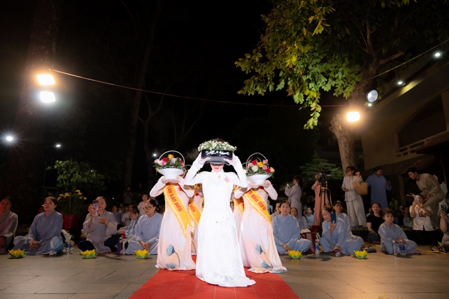 Candle Lighting Night of Ullambana Ceremony holding by Hieu and Thuong Group