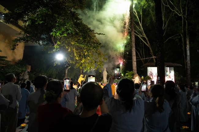 Candle Lighting Night of Ullambana Ceremony holding by Hieu and Thuong Group