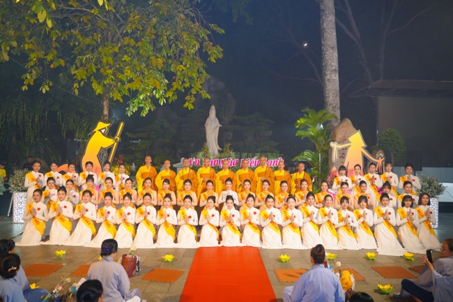 Candle Lighting Night of Ullambana Ceremony holding by Hieu and Thuong Group