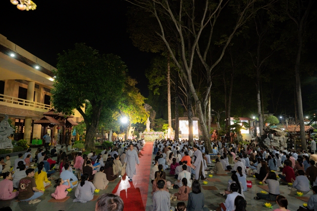 Candle Lighting Night of Ullambana Ceremony holding by Hieu and Thuong Group