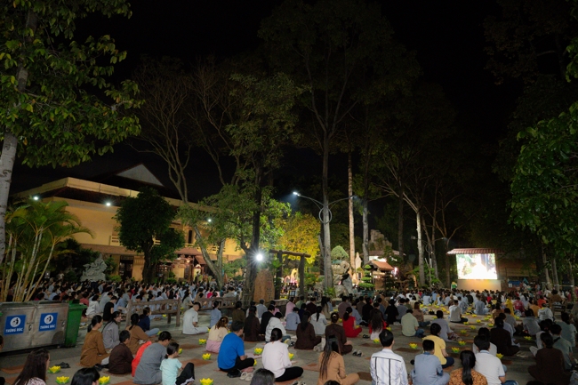 Candle Lighting Night of Ullambana Ceremony holding by Hieu and Thuong Group