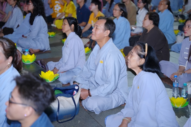 Candle Lighting Night of Ullambana Ceremony holding by Hieu and Thuong Group