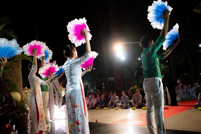 Candle Lighting Night of Ullambana Ceremony holding by Hieu and Thuong Group