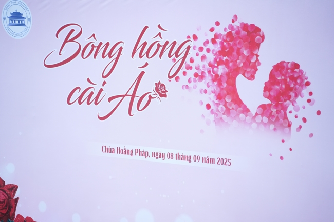 “The Rose Pinning on Shirt” Ullambana Ceremony for Businessmen