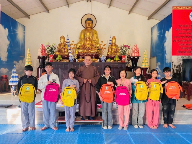 Chùa Đống Cao - Thanh Hoá: Khoá tu ƯƠM MẦM HOA SEN lần thứ 20.