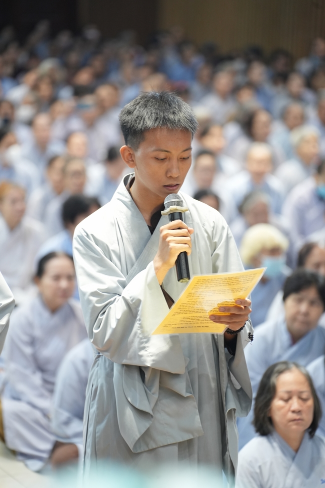 Lễ Thế Phát Xuất Gia - Chùa Hoằng Pháp