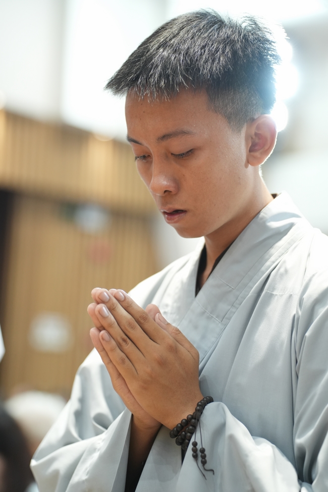 Lễ Thế Phát Xuất Gia - Chùa Hoằng Pháp