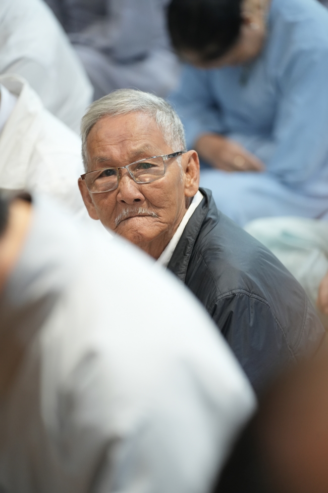 Lễ Thế Phát Xuất Gia - Chùa Hoằng Pháp