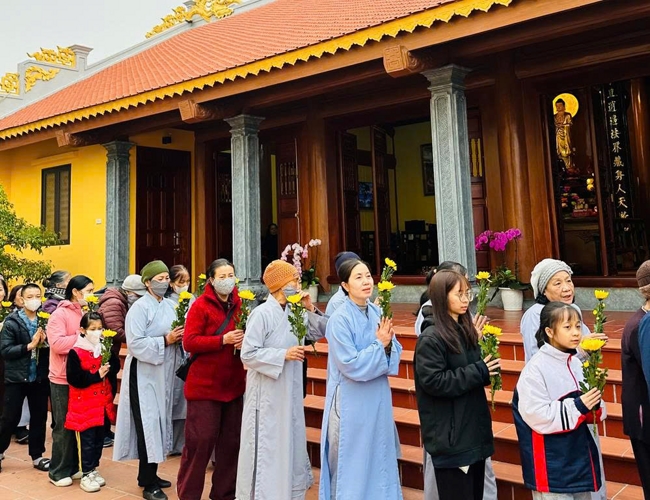 Chùa Tiêu Dao - Quảng Ninh: Buổi lễ kỷ niệm ngày đức Phật Thích Ca Mâu Ni thành đạo.