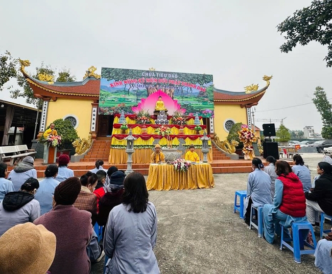 Chùa Tiêu Dao - Quảng Ninh: Buổi lễ kỷ niệm ngày đức Phật Thích Ca Mâu Ni thành đạo.