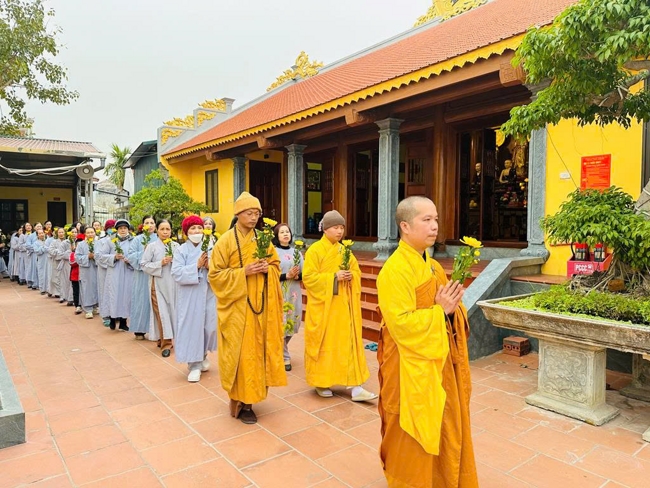 Chùa Tiêu Dao - Quảng Ninh: Buổi lễ kỷ niệm ngày đức Phật Thích Ca Mâu Ni thành đạo.