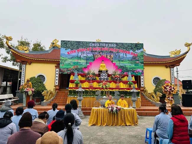 Chùa Tiêu Dao - Quảng Ninh: Buổi lễ kỷ niệm ngày đức Phật Thích Ca Mâu Ni thành đạo.