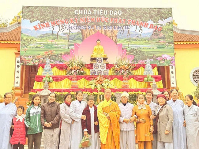 Chùa Tiêu Dao - Quảng Ninh: Buổi lễ kỷ niệm ngày đức Phật Thích Ca Mâu Ni thành đạo.